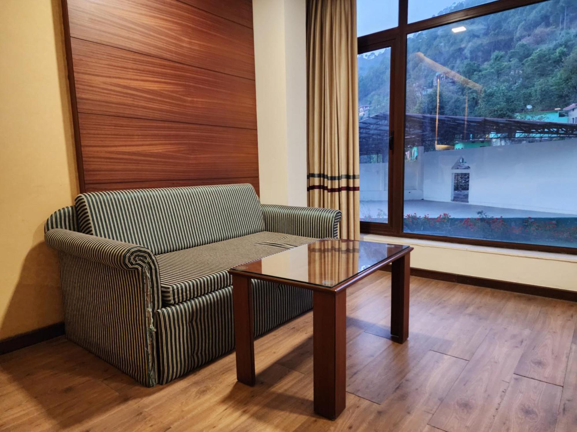Hotel Royal Ark - Kasauli Dış mekan fotoğraf