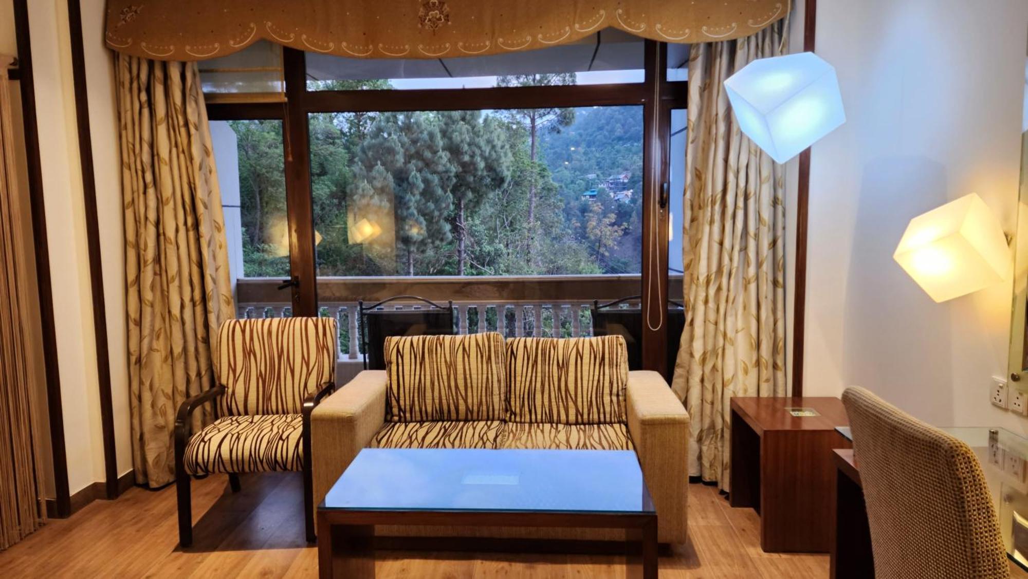 Hotel Royal Ark - Kasauli Dış mekan fotoğraf