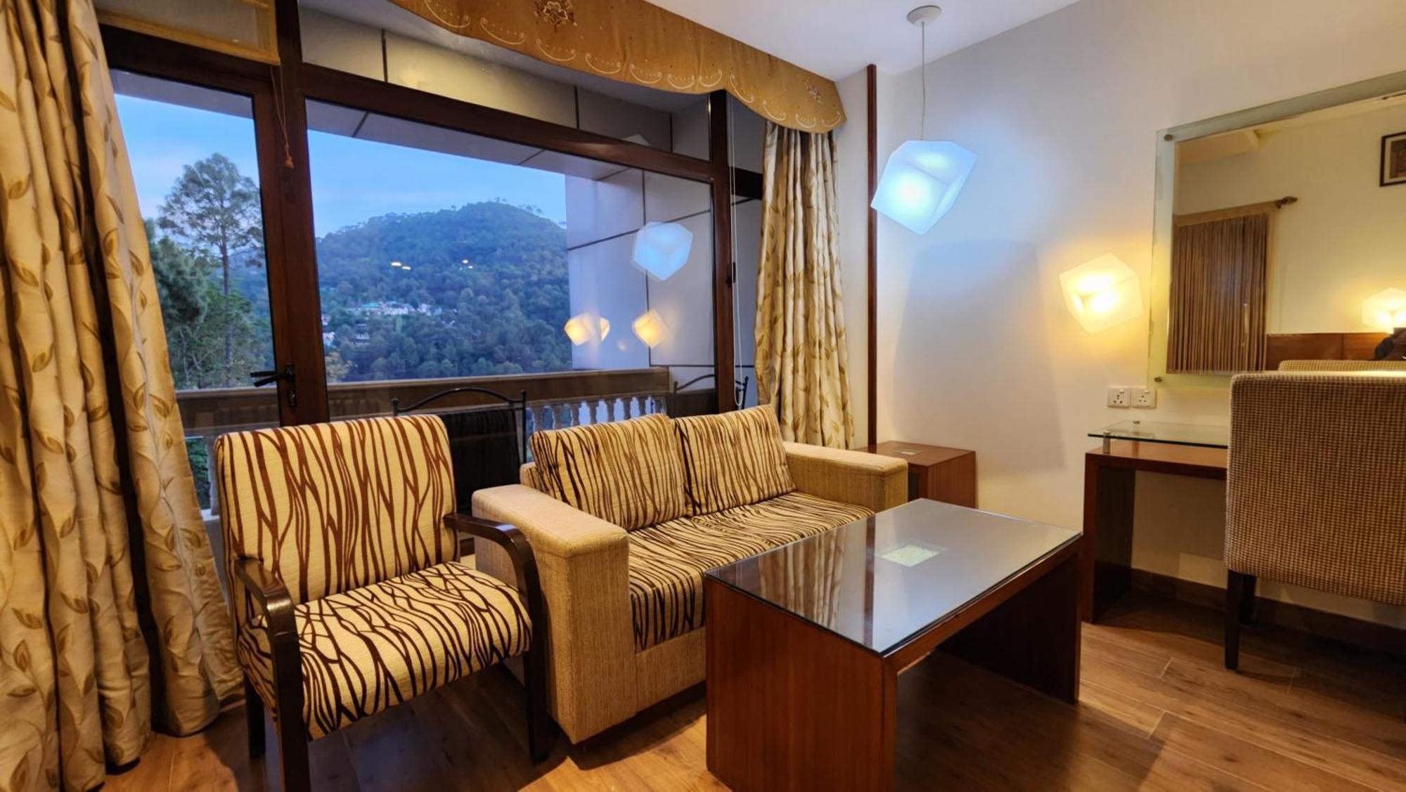 Hotel Royal Ark - Kasauli Dış mekan fotoğraf