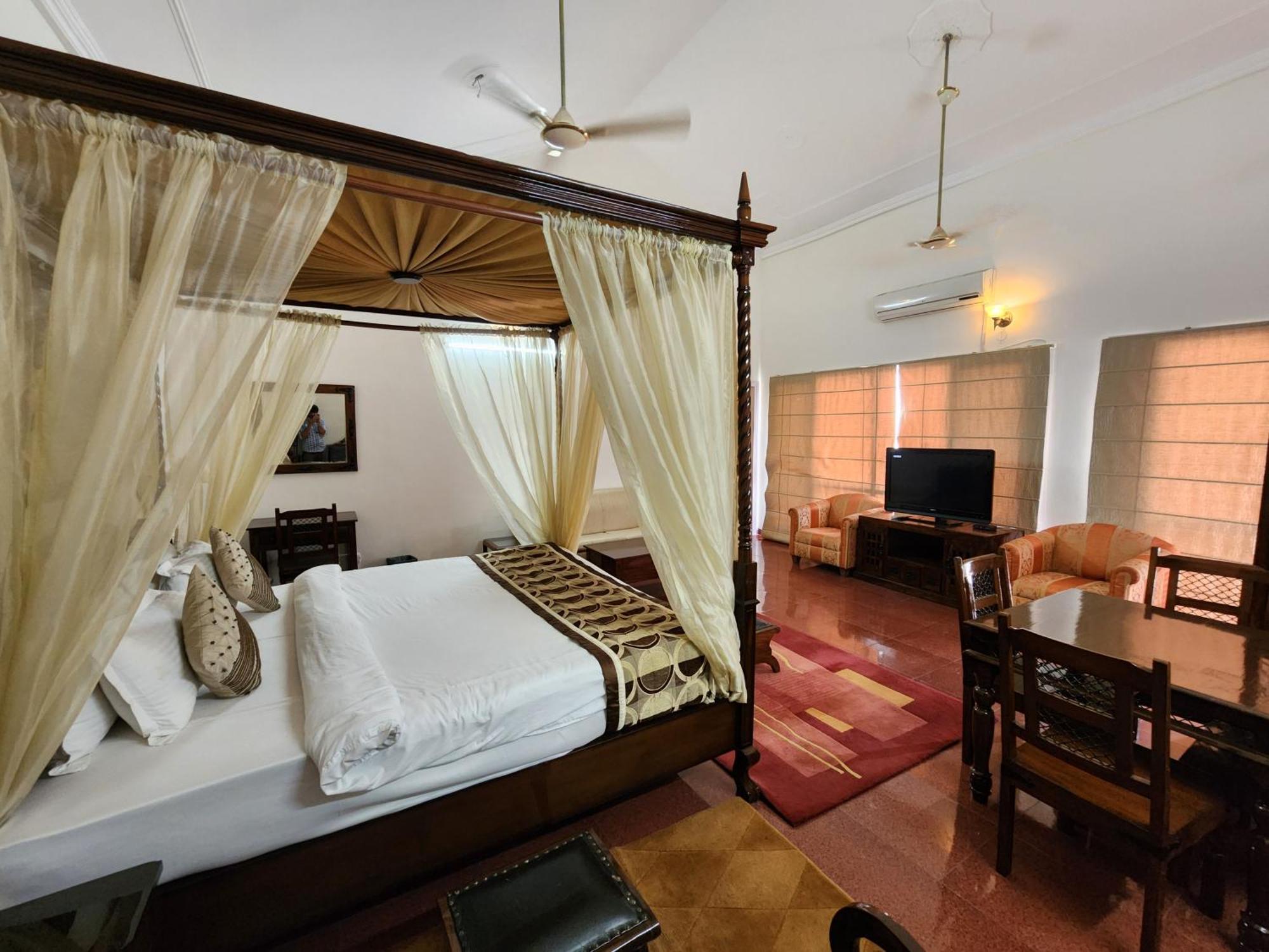 Hotel Royal Ark - Kasauli Dış mekan fotoğraf