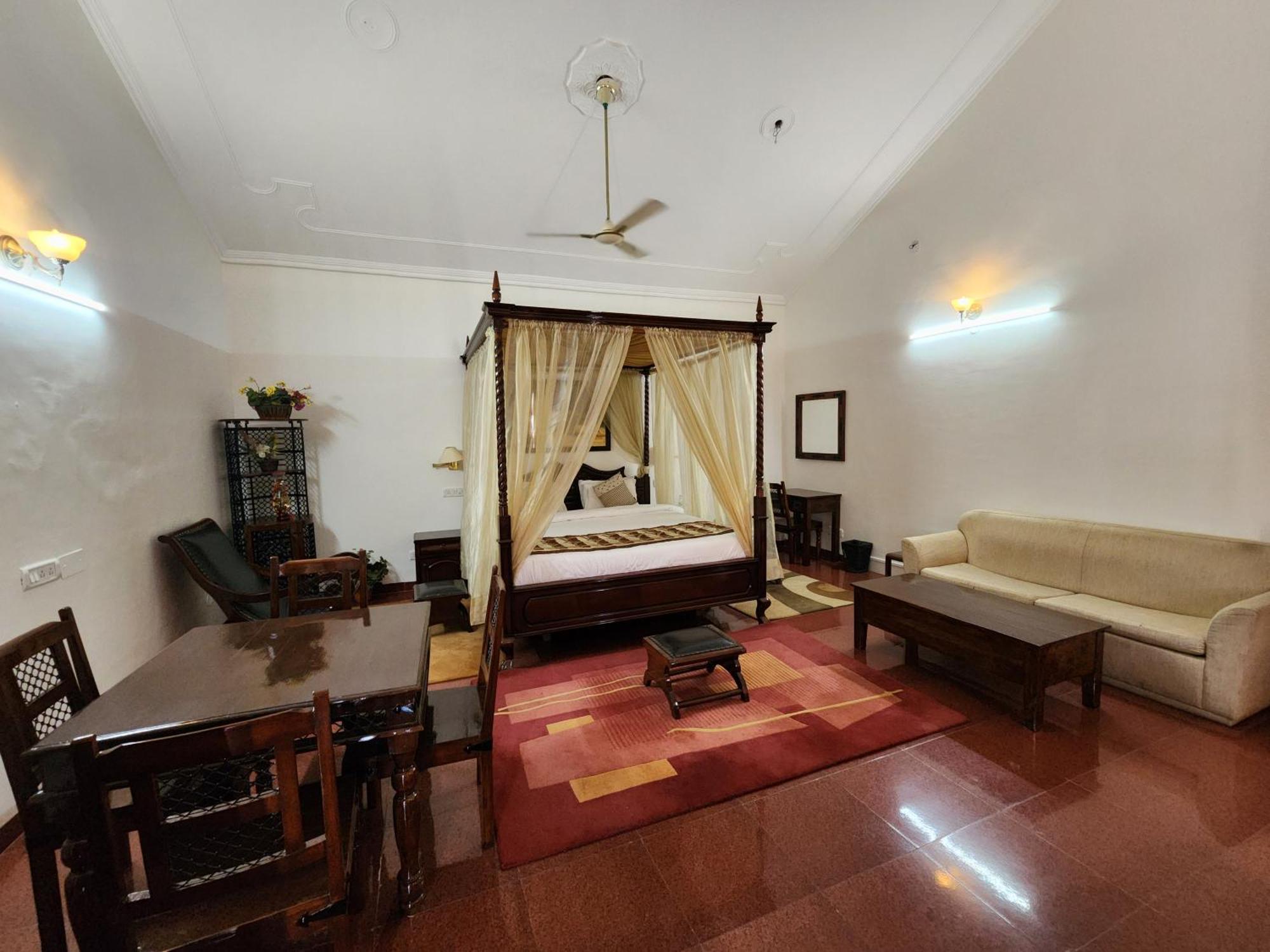 Hotel Royal Ark - Kasauli Dış mekan fotoğraf